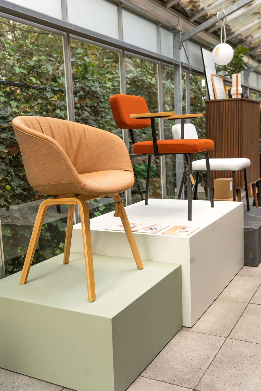 de frisfabriek meubel winkel panningen stoelen